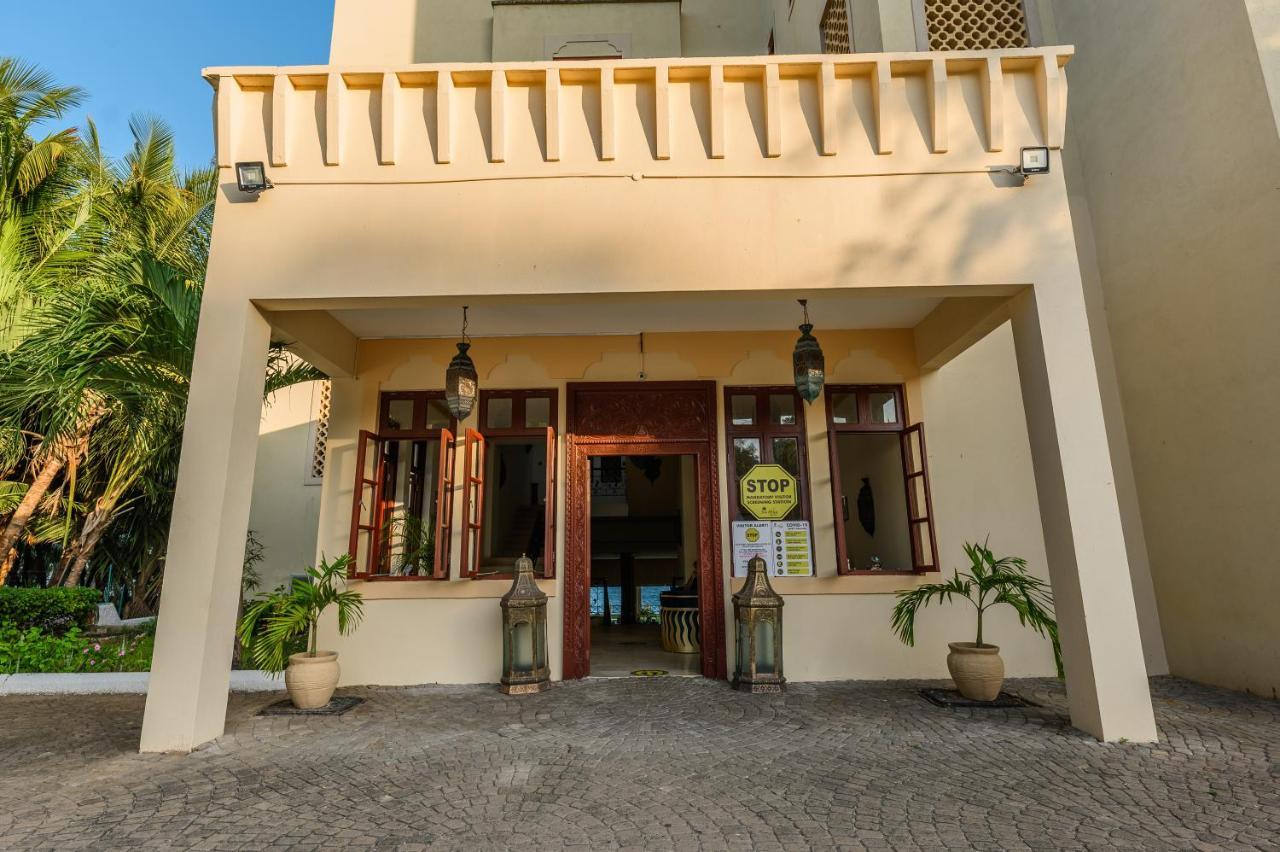 Cocoa Boutique Hotel - Your Kenyan Beachfront Bliss Mombasa Kültér fotó