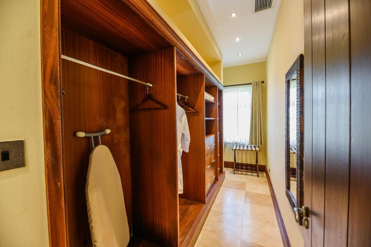 Cocoa Boutique Hotel - Your Kenyan Beachfront Bliss Mombasa Kültér fotó