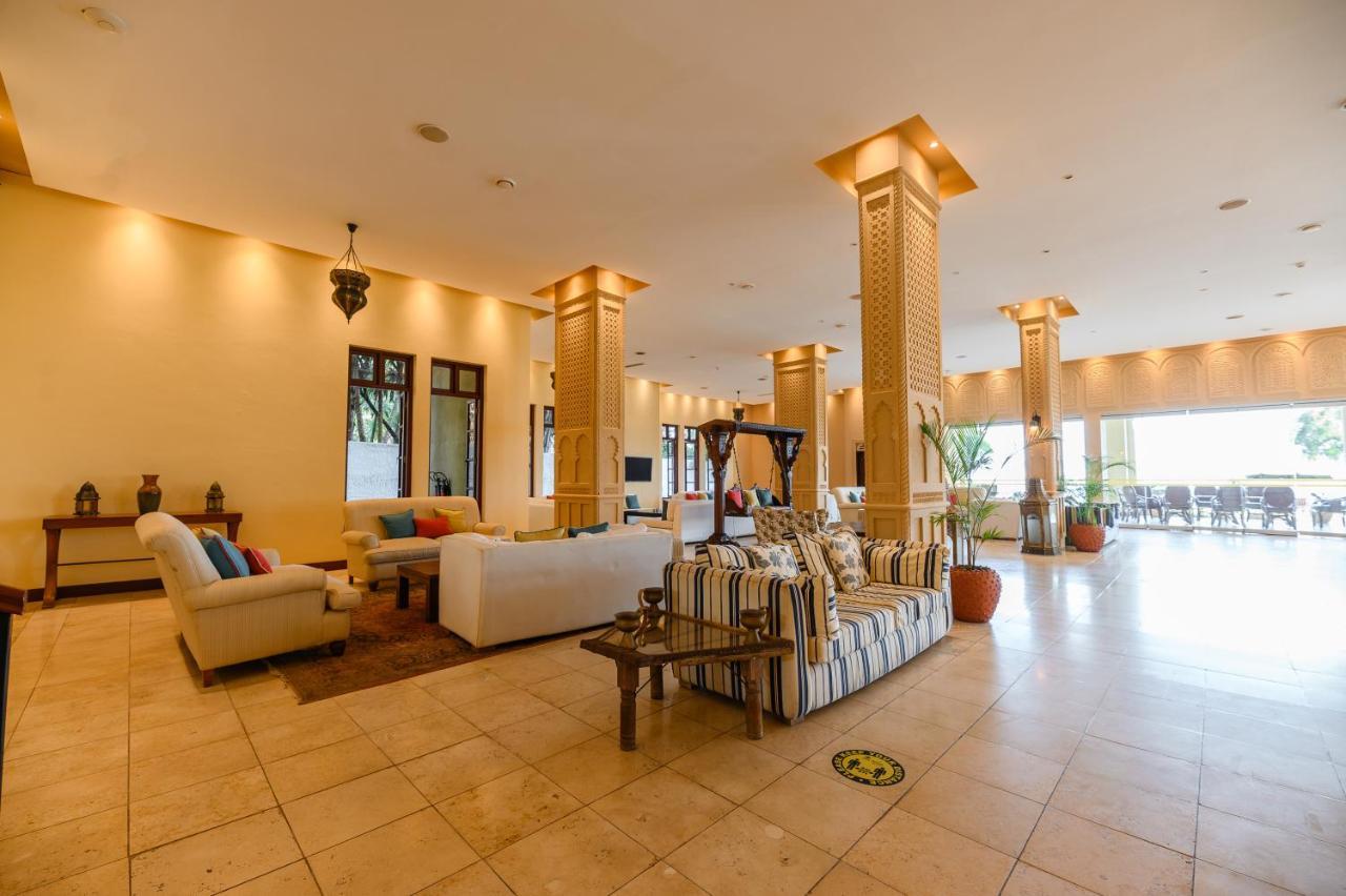 Cocoa Boutique Hotel - Your Kenyan Beachfront Bliss Mombasa Kültér fotó