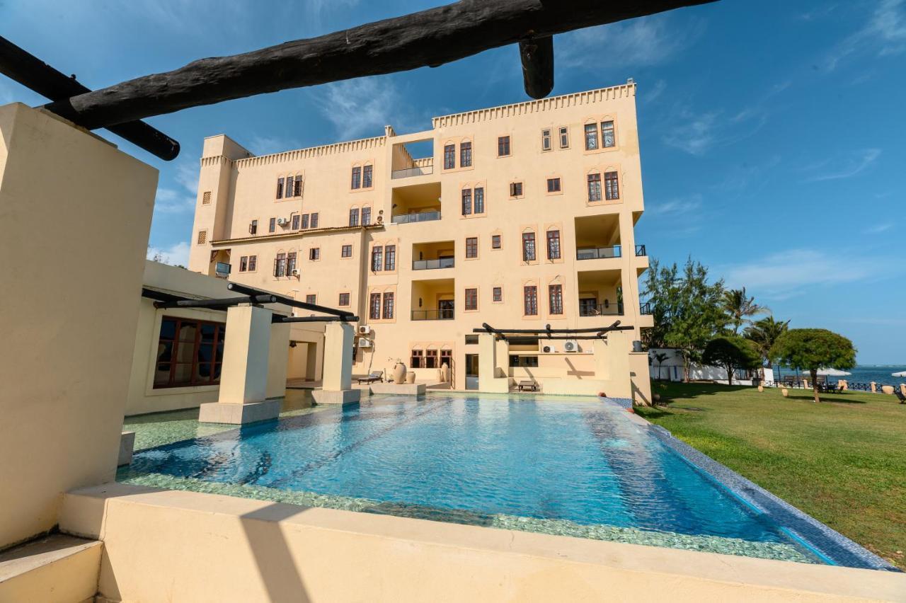 Cocoa Boutique Hotel - Your Kenyan Beachfront Bliss Mombasa Kültér fotó