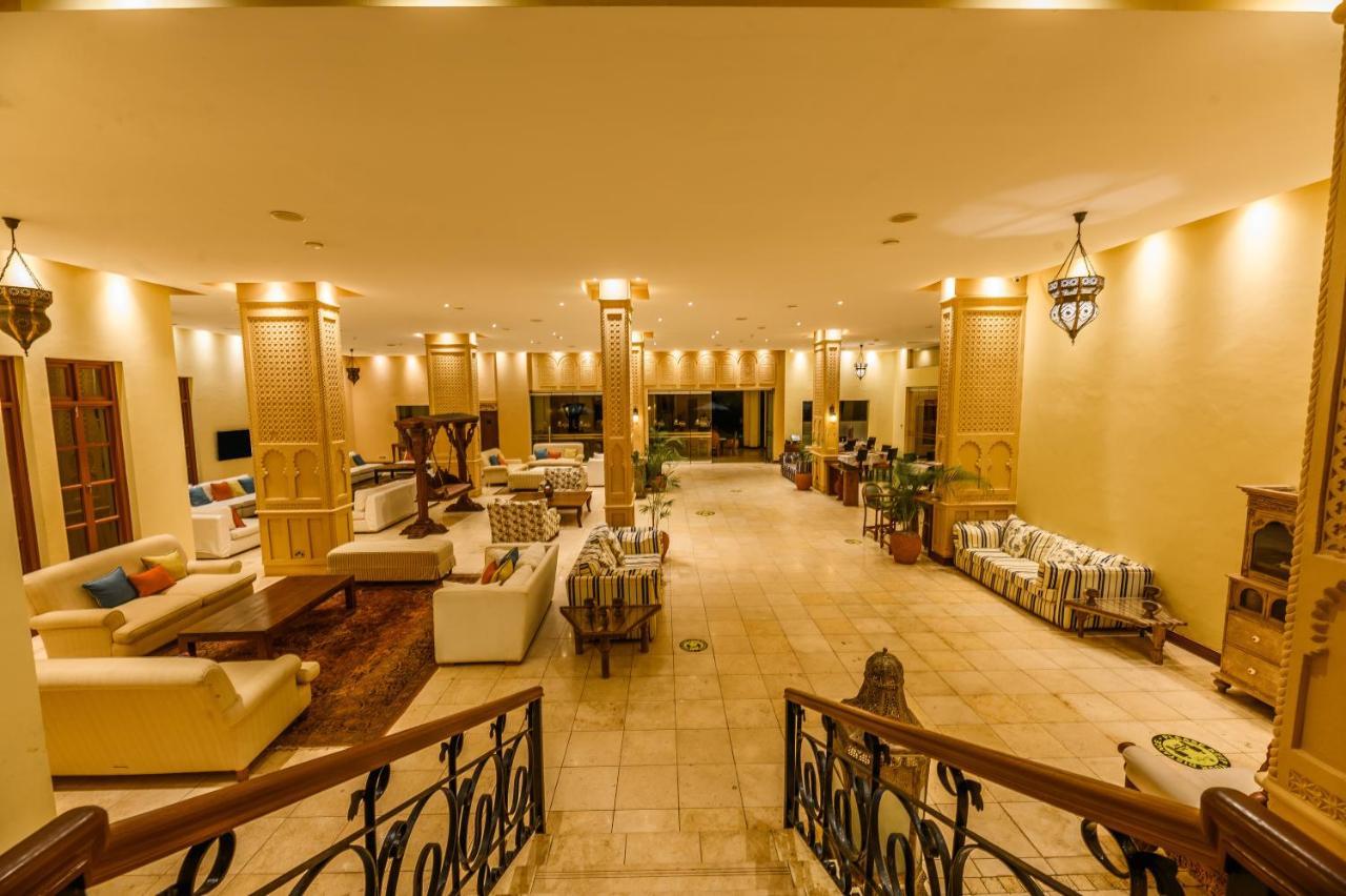 Cocoa Boutique Hotel - Your Kenyan Beachfront Bliss Mombasa Kültér fotó