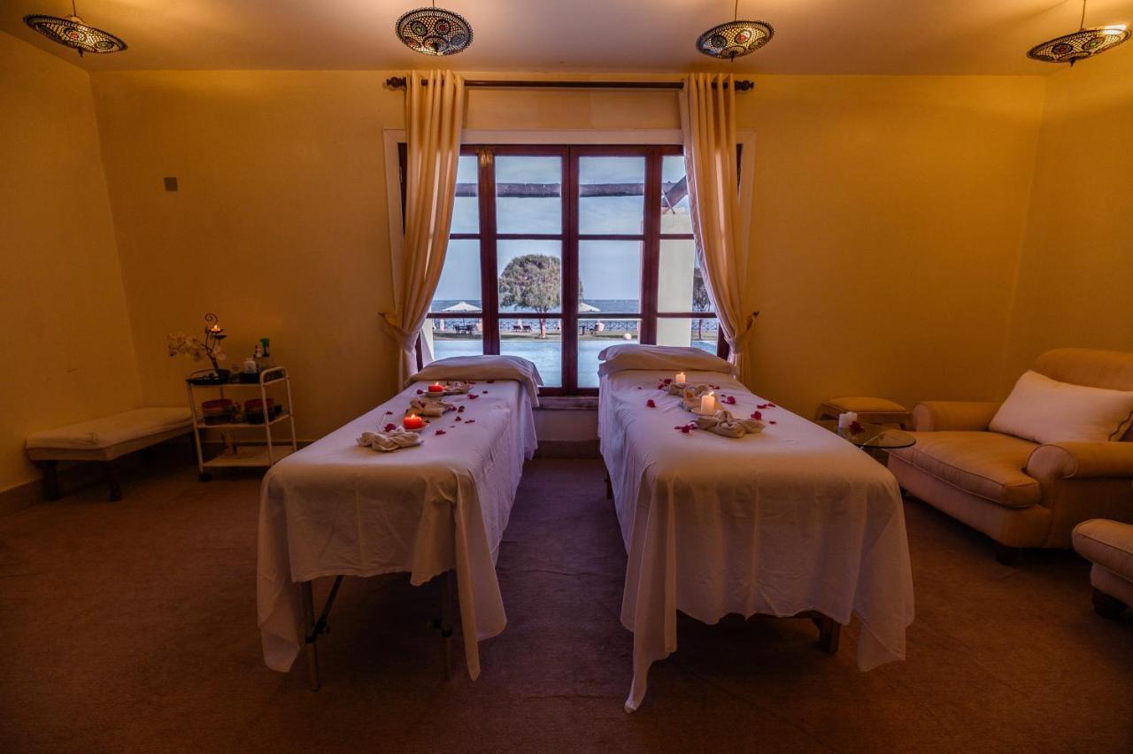 Cocoa Boutique Hotel - Your Kenyan Beachfront Bliss Mombasa Kültér fotó