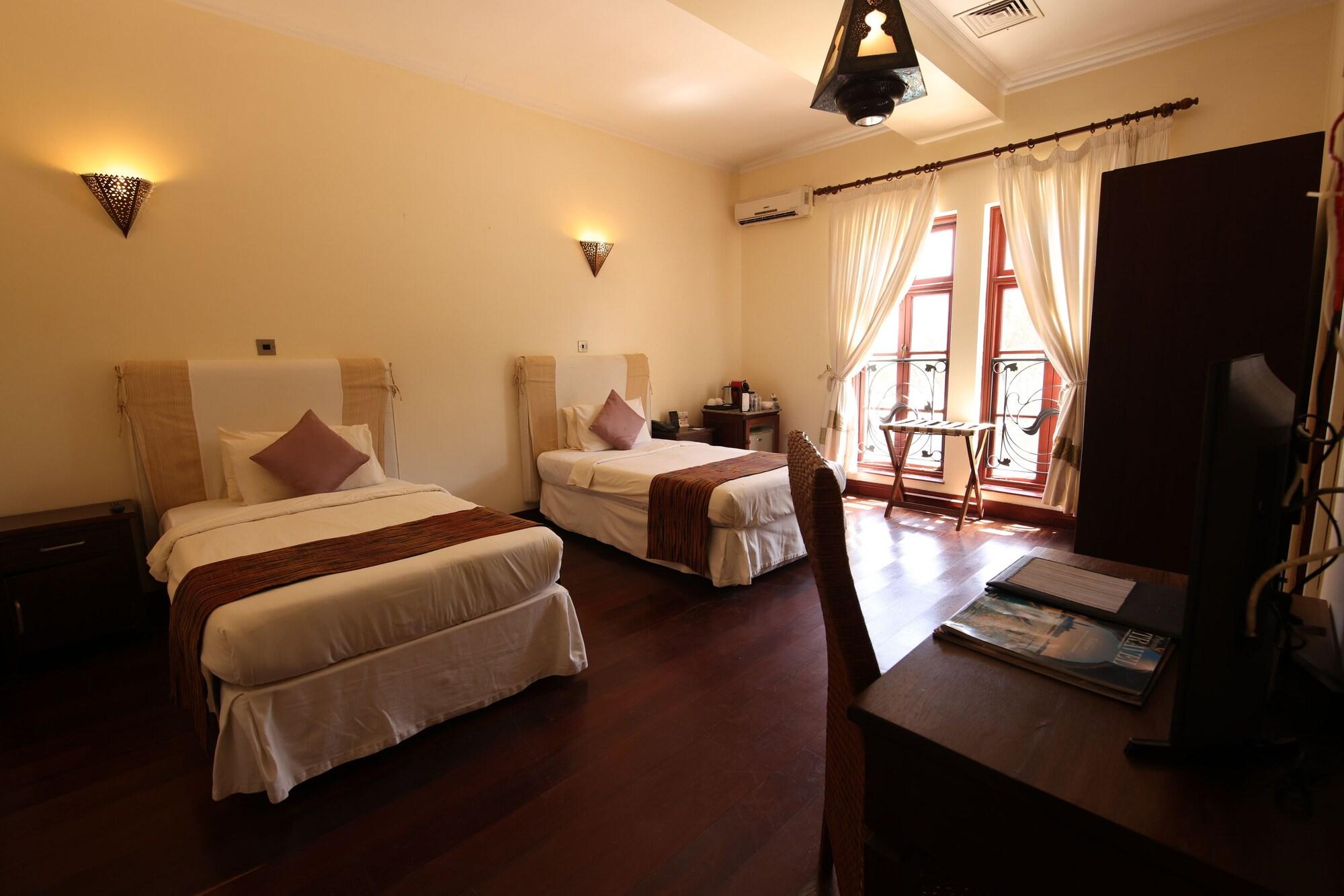 Cocoa Boutique Hotel - Your Kenyan Beachfront Bliss Mombasa Kültér fotó